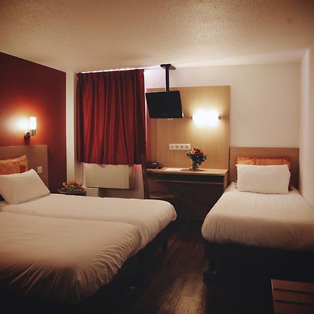 فونتوناي أو روز La Roseraie - Hotel & Restaurant الغرفة الصورة