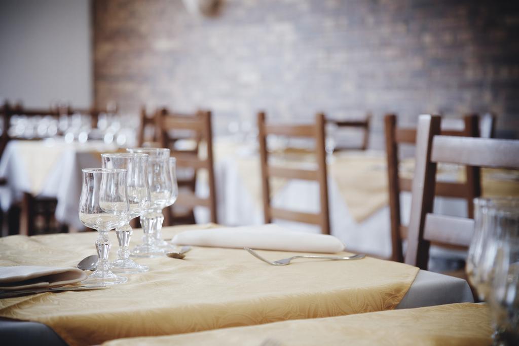 فونتوناي أو روز La Roseraie - Hotel & Restaurant المظهر الخارجي الصورة