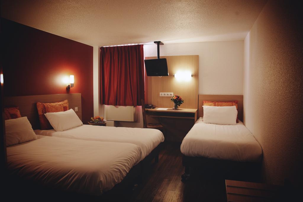 فونتوناي أو روز La Roseraie - Hotel & Restaurant الغرفة الصورة